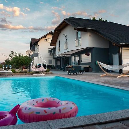 Villa De Luxe Bihać Eksteriør billede