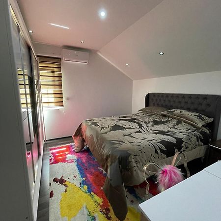 Villa De Luxe Bihać Eksteriør billede