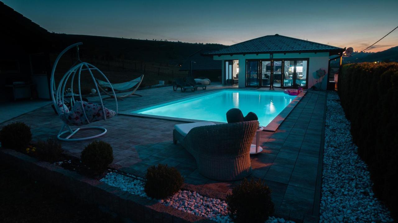 Villa De Luxe Bihać Eksteriør billede