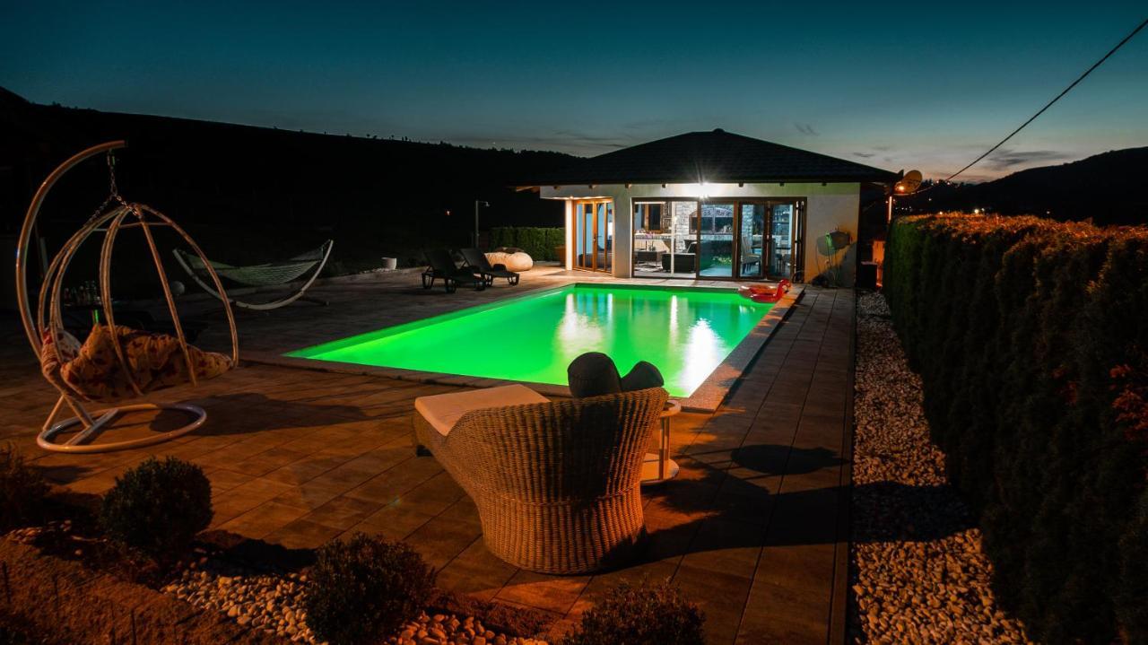 Villa De Luxe Bihać Eksteriør billede