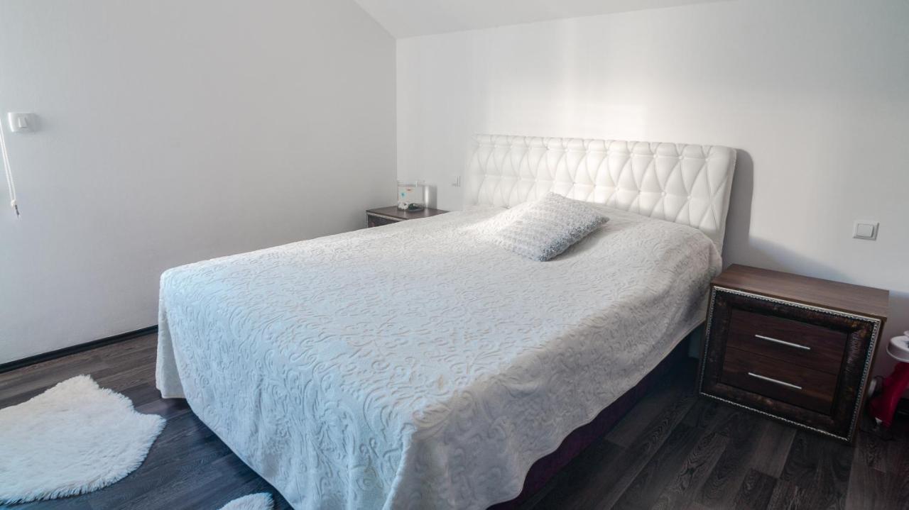 Villa De Luxe Bihać Eksteriør billede
